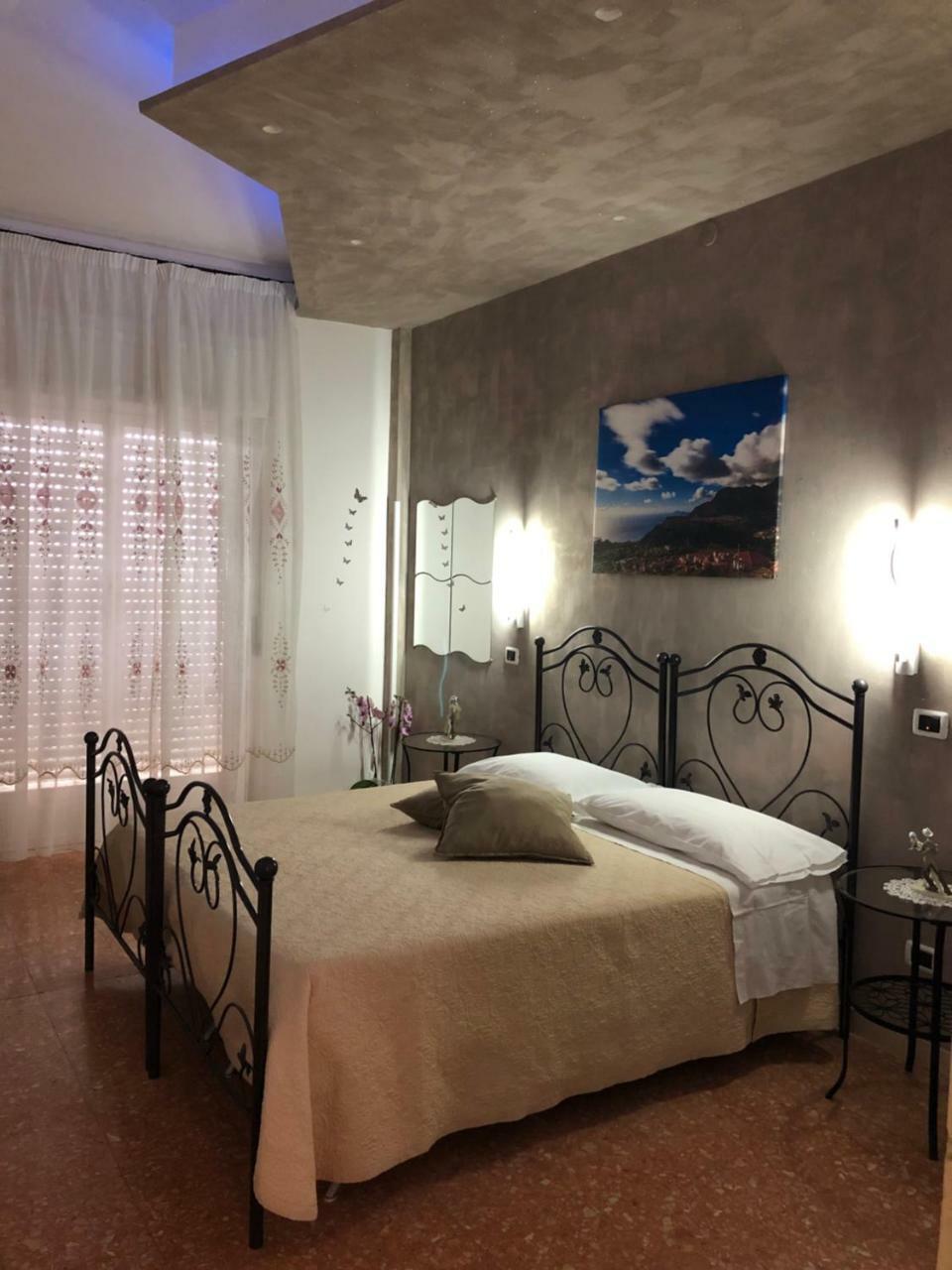Bed and Breakfast New Royal Аджерола Экстерьер фото